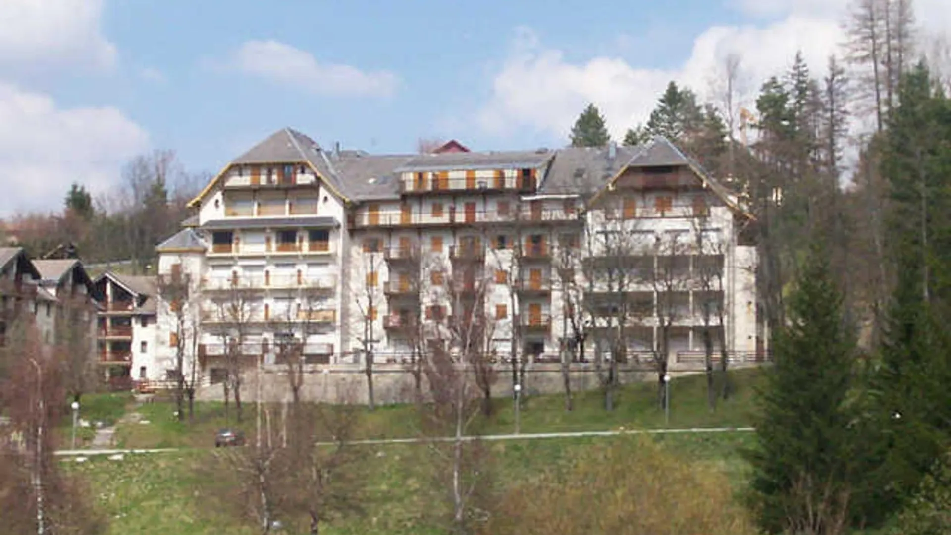 Charmant Appartement Avec Mezzanine Et Balcon A Villard De Lans - Fr-1-515-95 0*, Villard-de-Lans